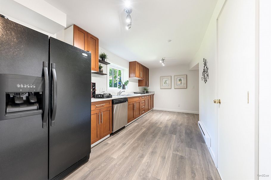 949 Hartford Place North Vancouver, BC - 15