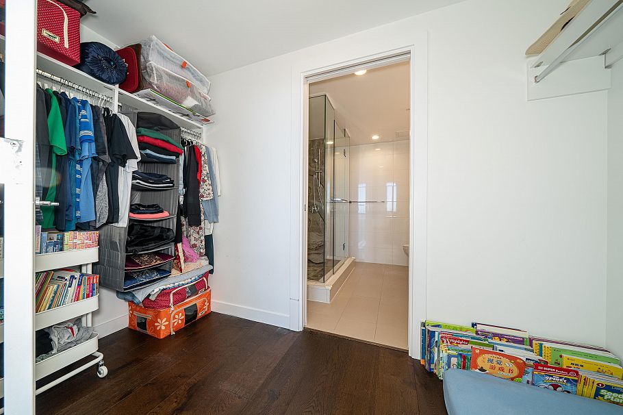 2001 5629 Birney Avenue Vancouver, BC - 17