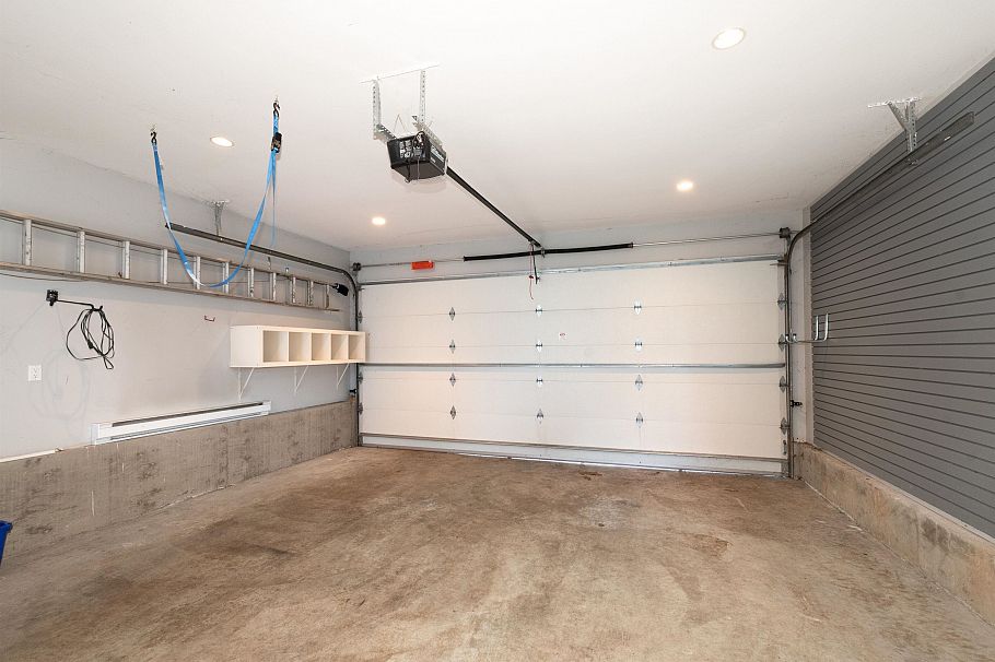 3533 W 20th Avenue Vancouver, BC - 32