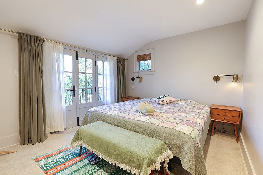 4291 W 9th Avenue Vancouver, BC - 9