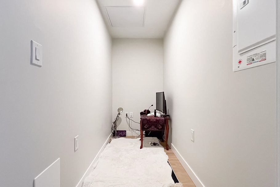 1405 3430 E Kent Avenue Vancouver, BC - 13