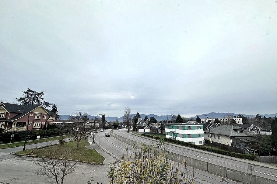 3008 Clark Drive Vancouver, BC - 15