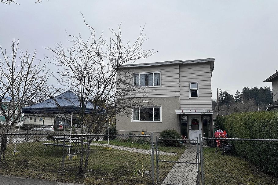 3008 Clark Drive Vancouver, BC - 2