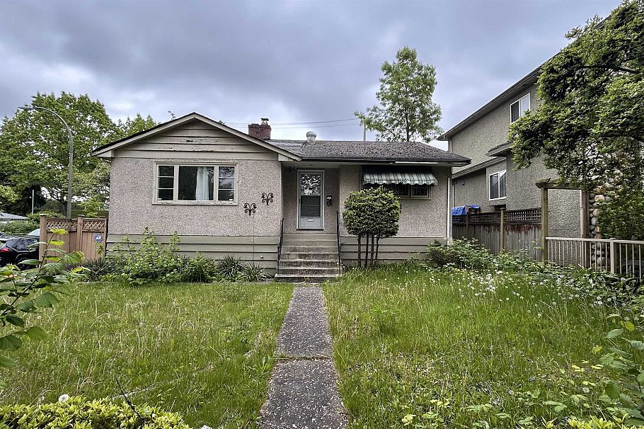 2306 Rupert Street Vancouver, BC - 5