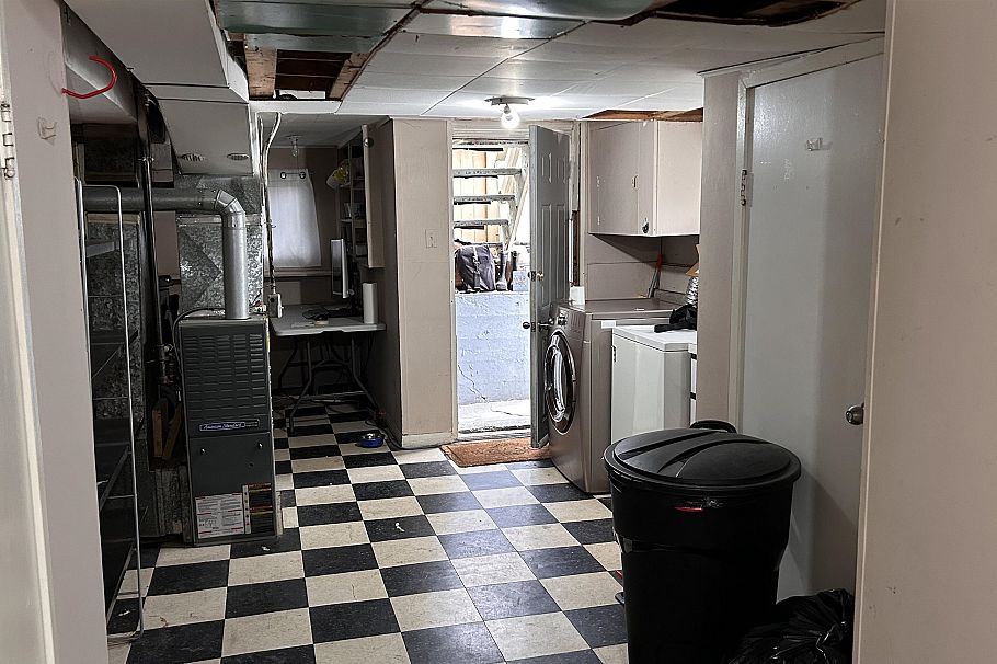 2306 Rupert Street Vancouver, BC - 7