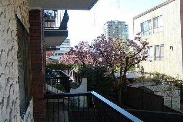 103 214 E 15th Street North Vancouver, BC - 2