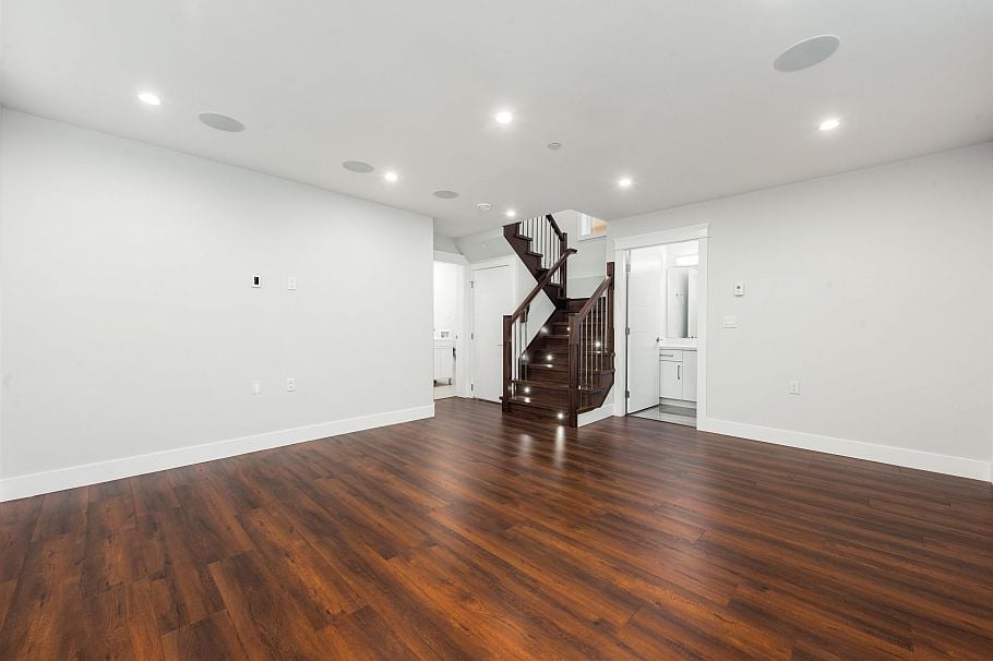 5318 Prince Edward Street Vancouver, BC - 26