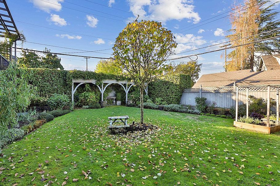 4291 W 9th Avenue Vancouver, BC - 28