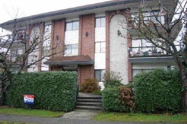 103 214 E 15th Street North Vancouver, BC - 1