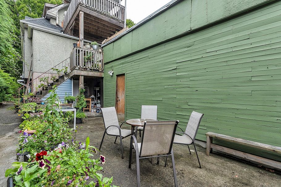 1836 E 1st Avenue Vancouver, BC - 38