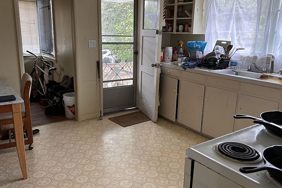 2306 Rupert Street Vancouver, BC - 9