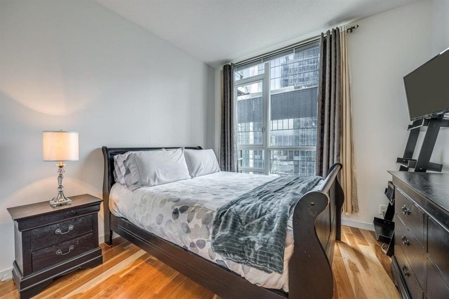 2605 1189 Melville Street Vancouver, BC - 19