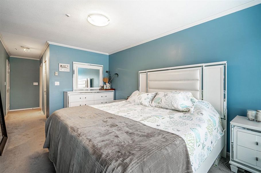 P02 223 Mountain Highway North Vancouver, BC - 10