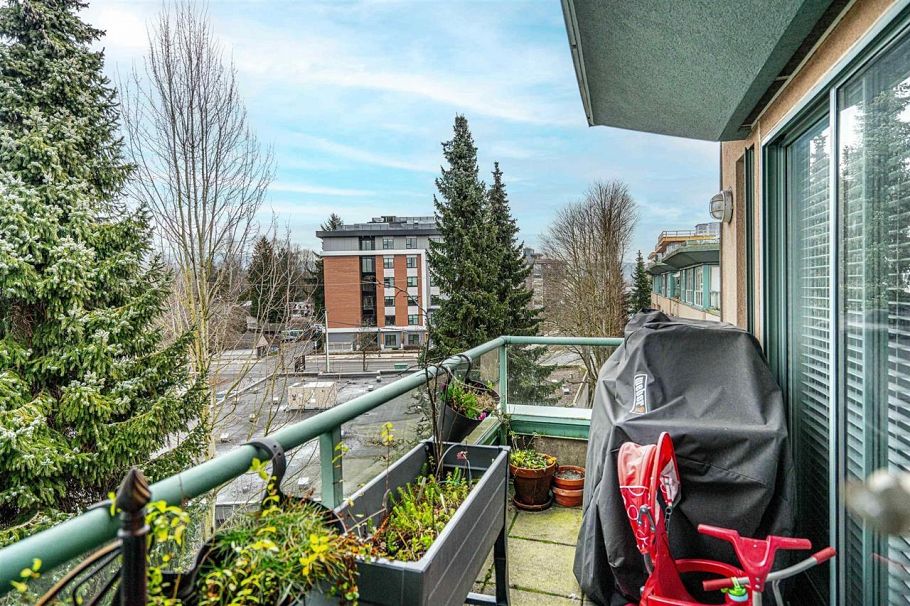 P02 223 Mountain Highway North Vancouver, BC - 19