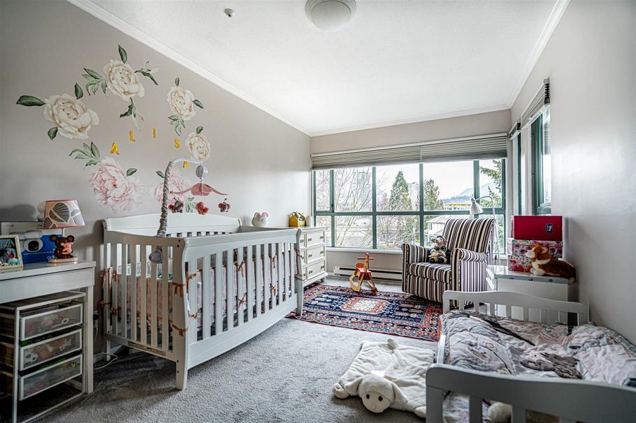 P02 223 Mountain Highway North Vancouver, BC - 12