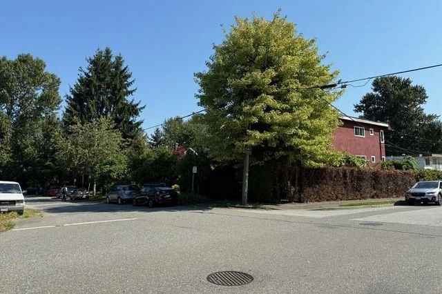 2274 Mclean Drive Vancouver, BC - 23