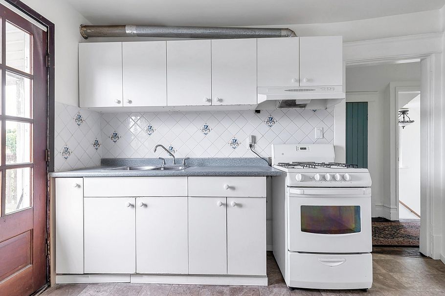 1836 E 1st Avenue Vancouver, BC - 23