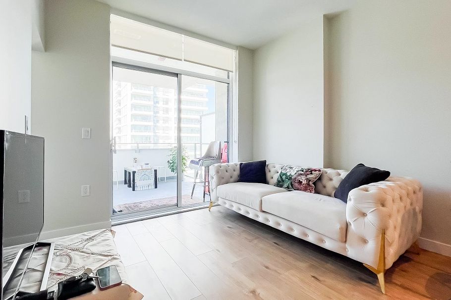 1405 3430 E Kent Avenue Vancouver, BC - 6