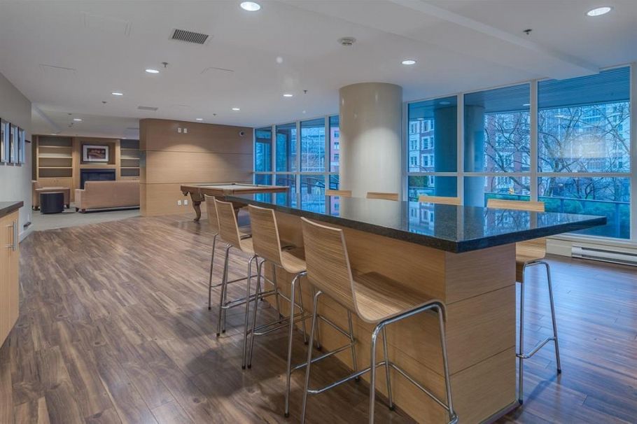 2605 1189 Melville Street Vancouver, BC - 24