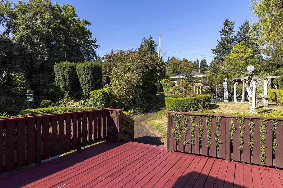 1937 Tolmie Street Vancouver, BC - 10