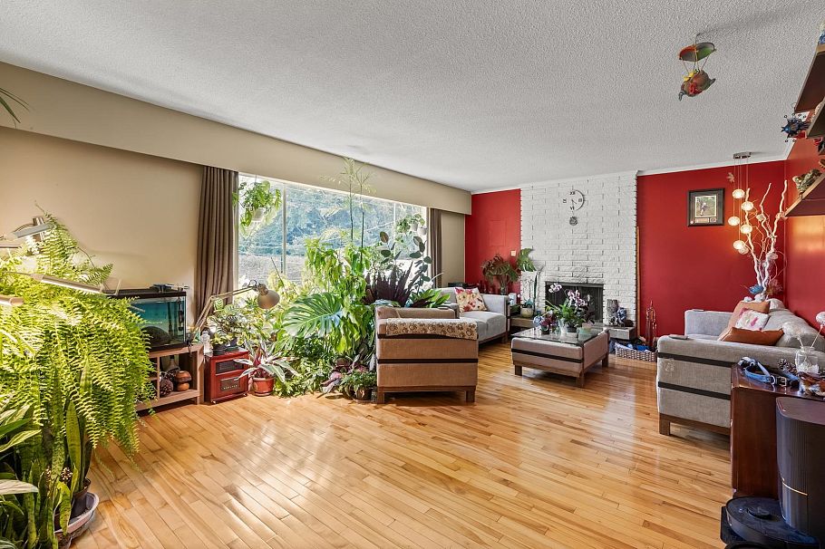 1422 Kilmer Road North Vancouver, BC - 5