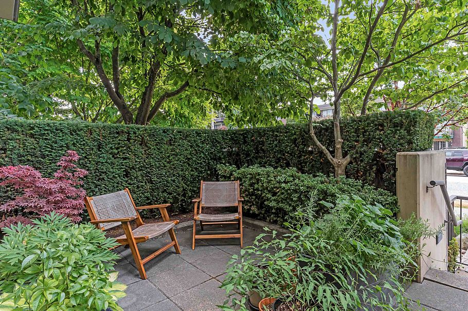 180 W 6th Street North Vancouver, BC - 21