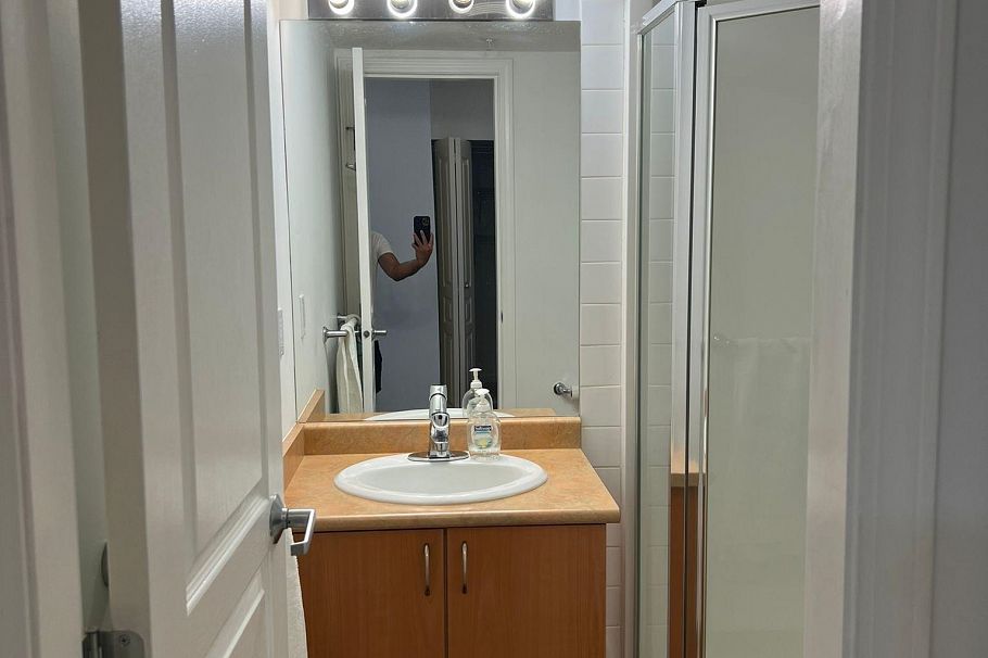 208 6991 Victoria Drive Vancouver, BC - 12