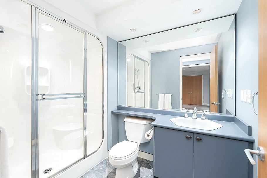 687 Beachview Drive North Vancouver, BC - 31