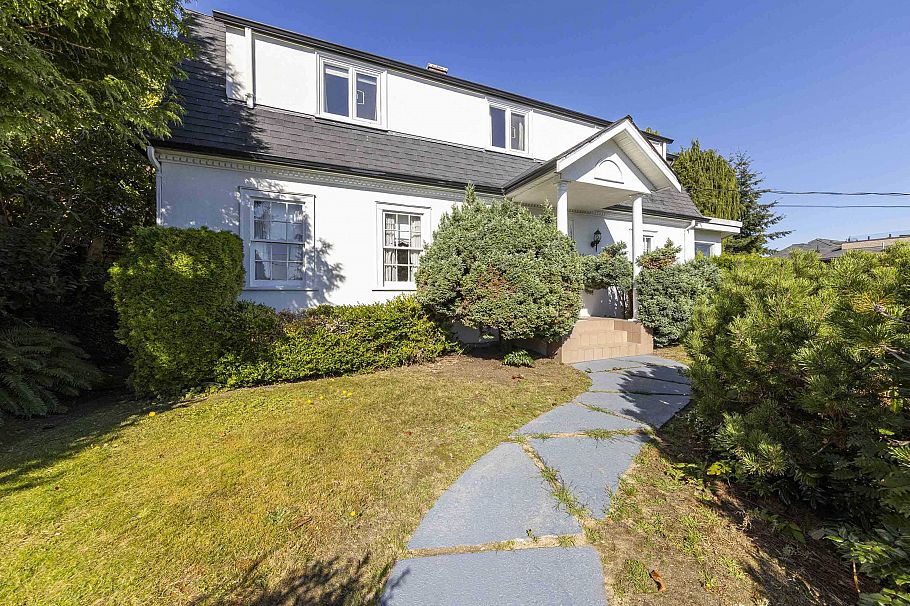 1937 Tolmie Street Vancouver, BC - 5