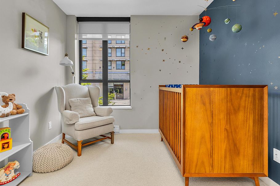 180 W 6th Street North Vancouver, BC - 15