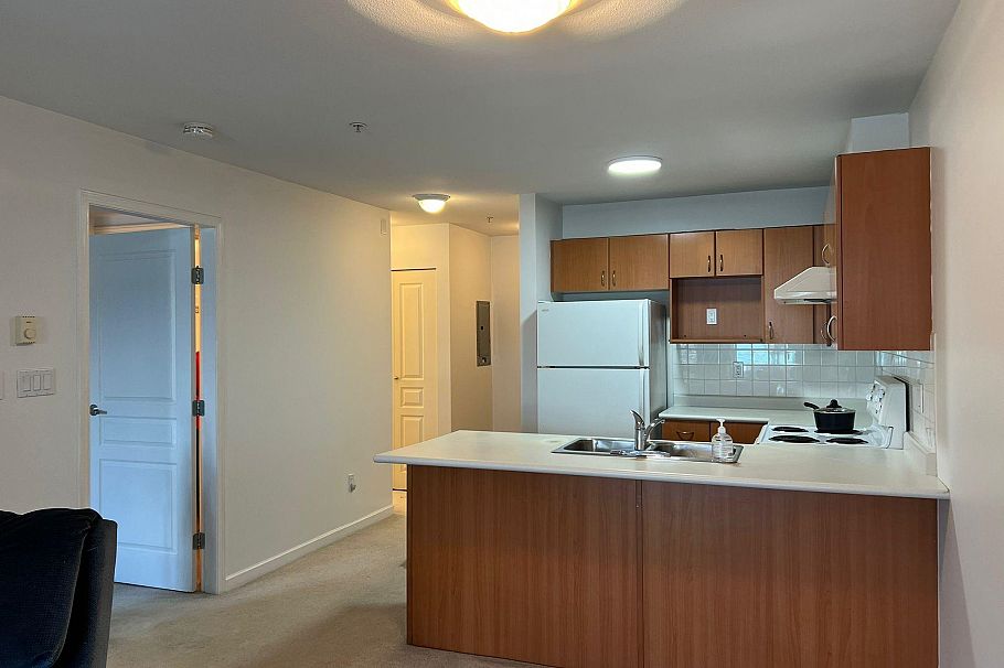 208 6991 Victoria Drive Vancouver, BC - 1