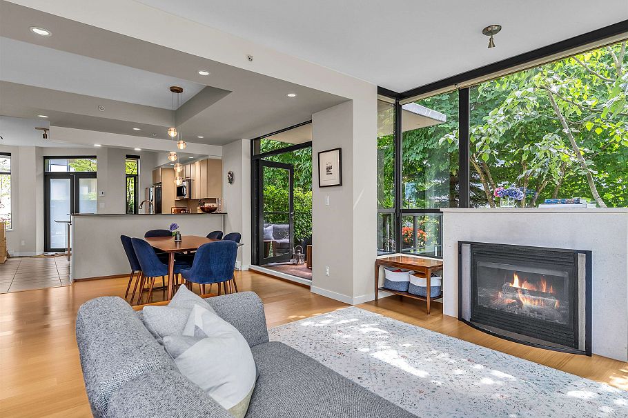 180 W 6th Street North Vancouver, BC - 5