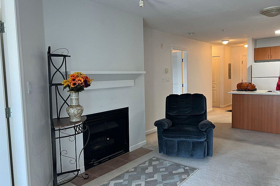 208 6991 Victoria Drive Vancouver, BC - 3