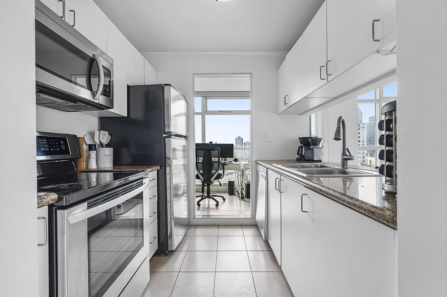 1709 438 Seymour Street Vancouver, BC - 12