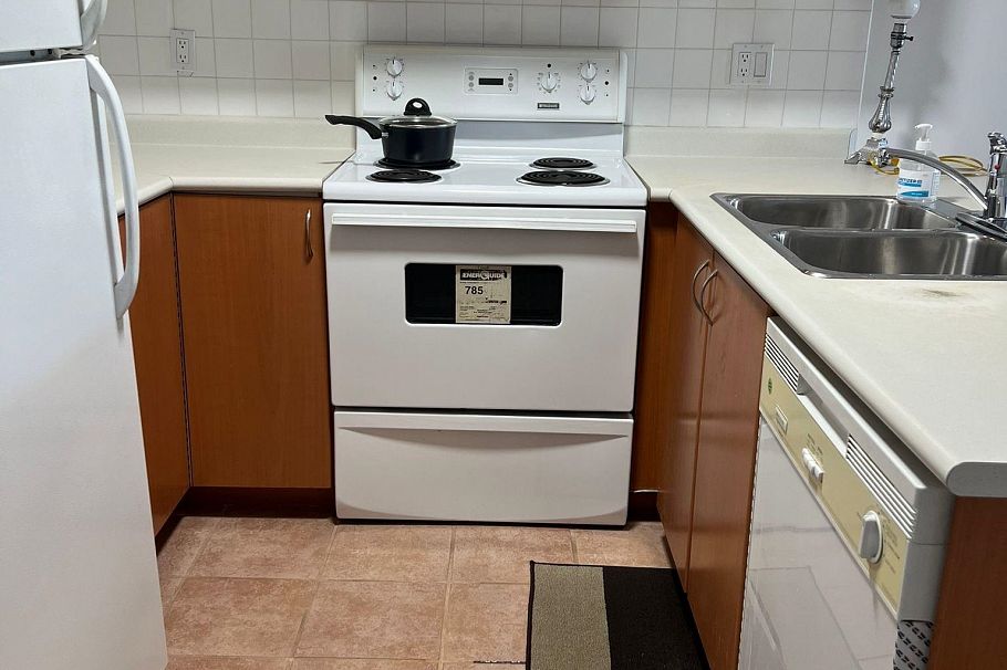 208 6991 Victoria Drive Vancouver, BC - 5