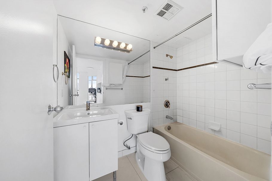 1709 438 Seymour Street Vancouver, BC - 7