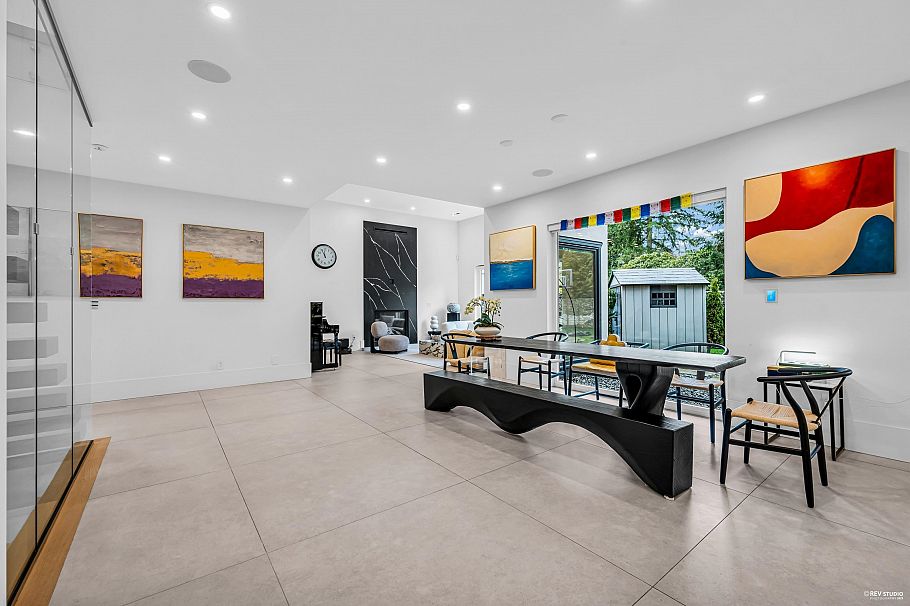 1075 Belvedere Drive North Vancouver, BC - 7