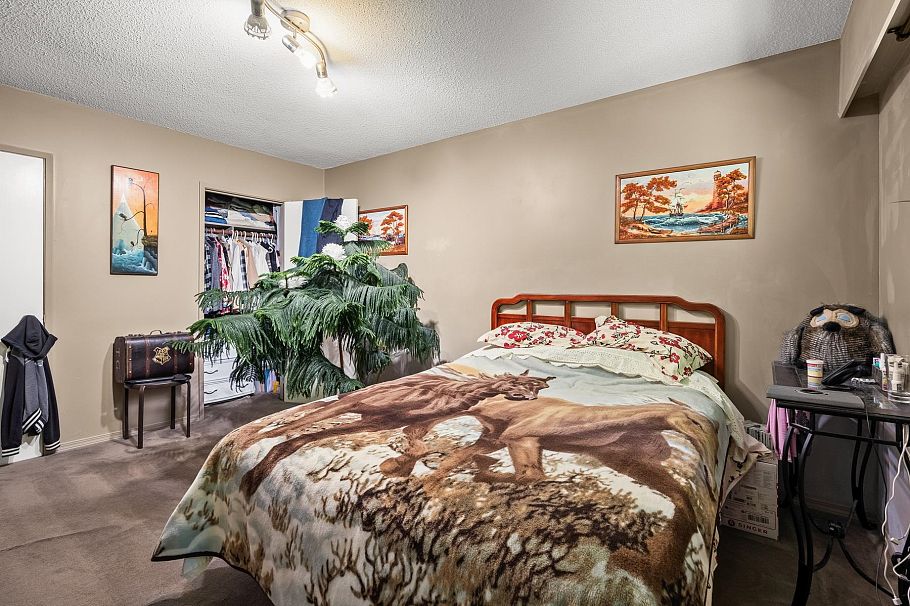 1422 Kilmer Road North Vancouver, BC - 17