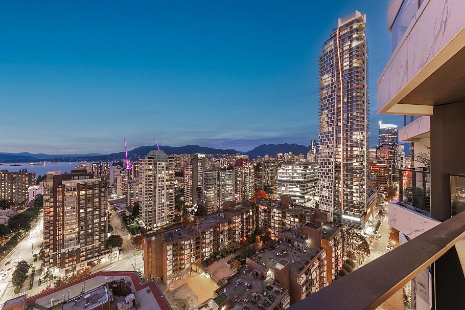2404 889 Pacific Street Vancouver, BC - 18