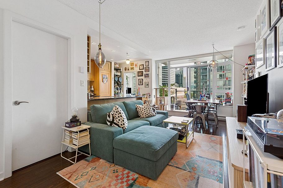 1003 821 Cambie Street Vancouver, BC - 2