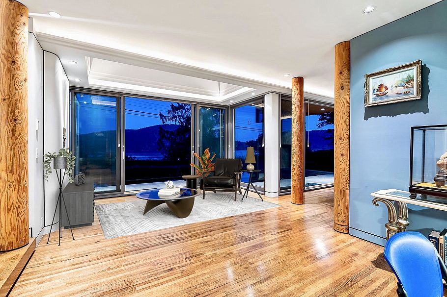 687 Beachview Drive North Vancouver, BC - 6