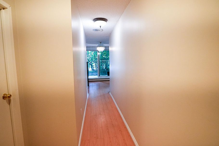 101 1845 Robson Street Vancouver, BC - 12