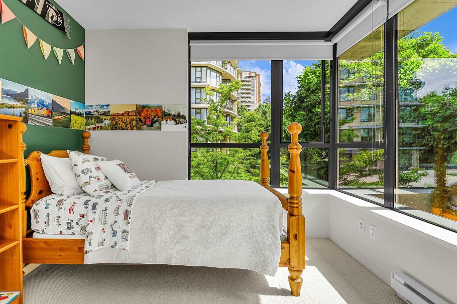 180 W 6th Street North Vancouver, BC - 12