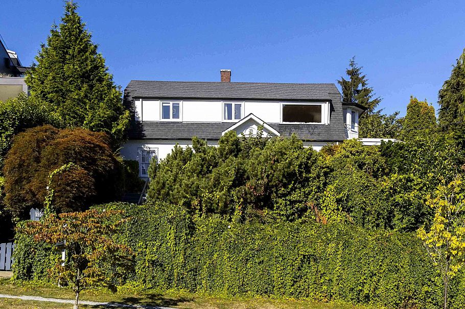 1937 Tolmie Street Vancouver, BC - 7