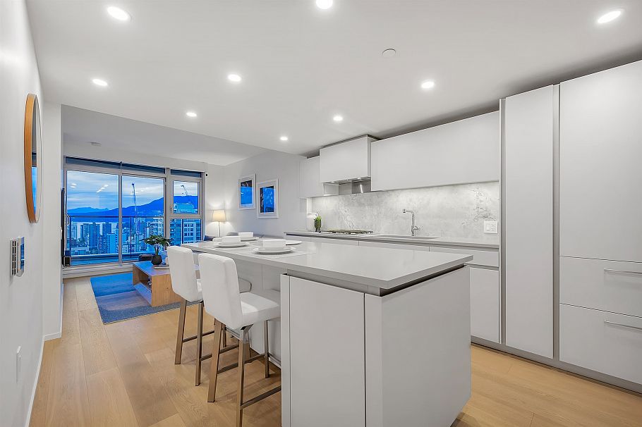 2404 889 Pacific Street Vancouver, BC - 6