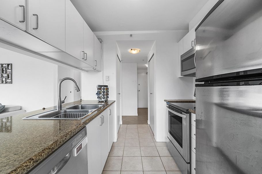 1709 438 Seymour Street Vancouver, BC - 13