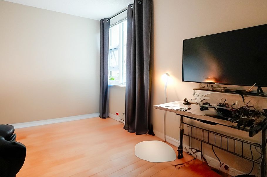 101 1845 Robson Street Vancouver, BC - 19