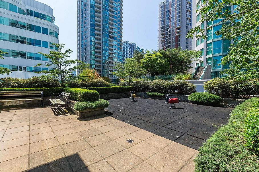 1003 821 Cambie Street Vancouver, BC - 25