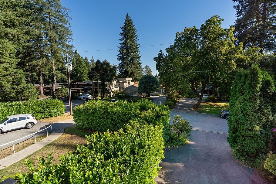 1422 Kilmer Road North Vancouver, BC - 26