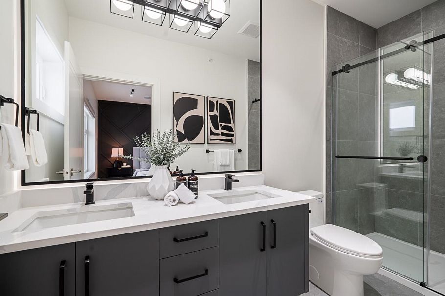 2835 Oliver Crescent Vancouver, BC - 10